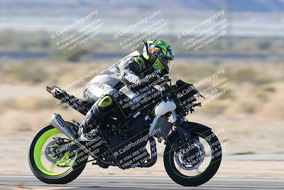 media/Dec-05-2025-CVMA Friday Practice (Fri) [[303bad9a84]]/4-Racer 4-Trackday 1/Session 2 (Turn 14)/